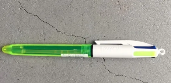 BIC 4色原子筆(瑩光綠+黑藍紅)